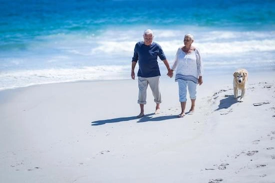 Older couple enjoying active life – Nerve Fresh supports nerve comfort and mobility